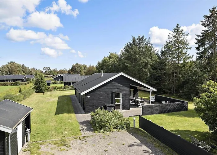 Ha364-hals-hou-mose-19 Semesterbostad *